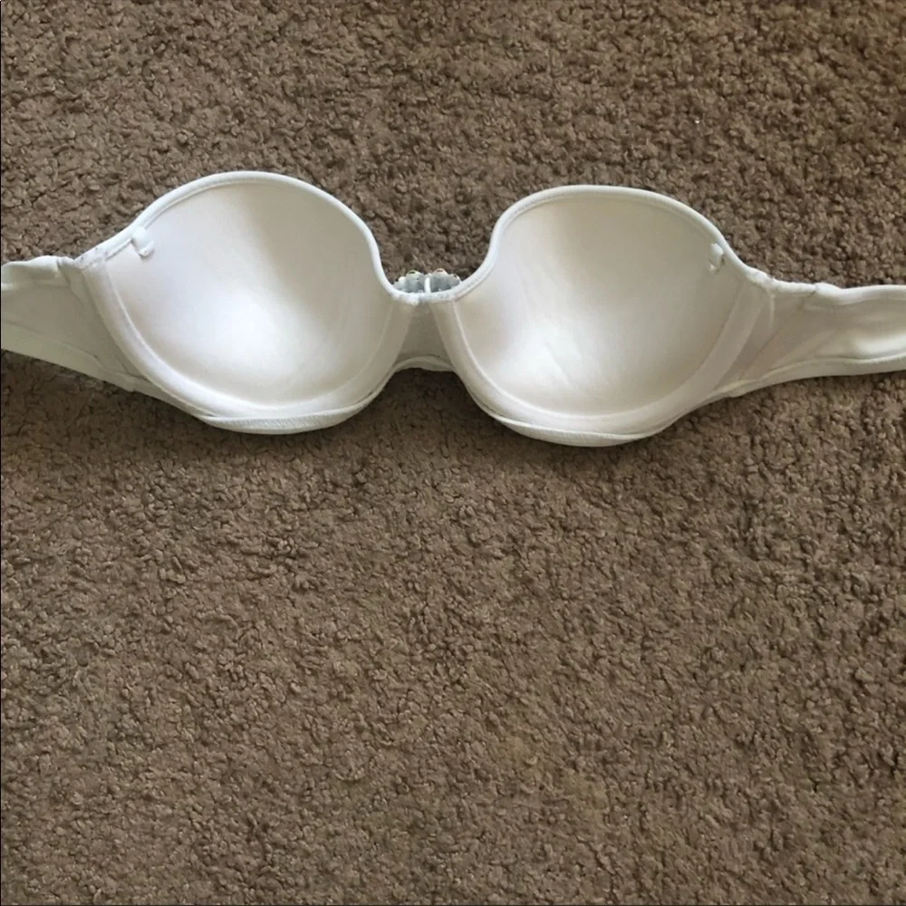 Victoria Secret Strapless Bikini Top - Picture 5 of 8